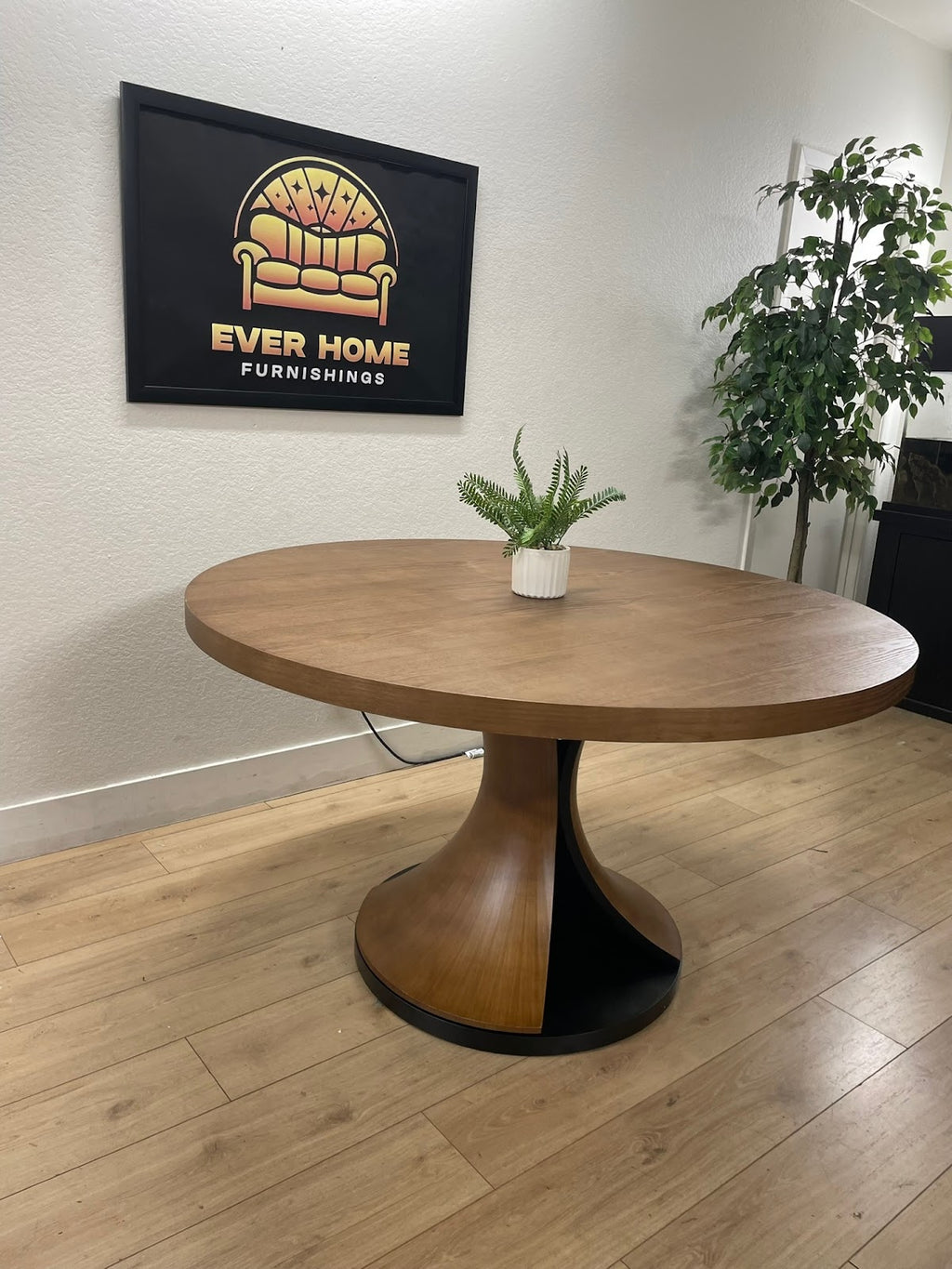 Solid Wood Round Dining Table — Walnut, Seats 2–10