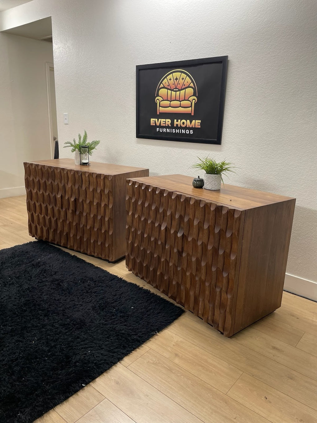 Noir Alameda Server — $3,879 Retail, New/Open Box