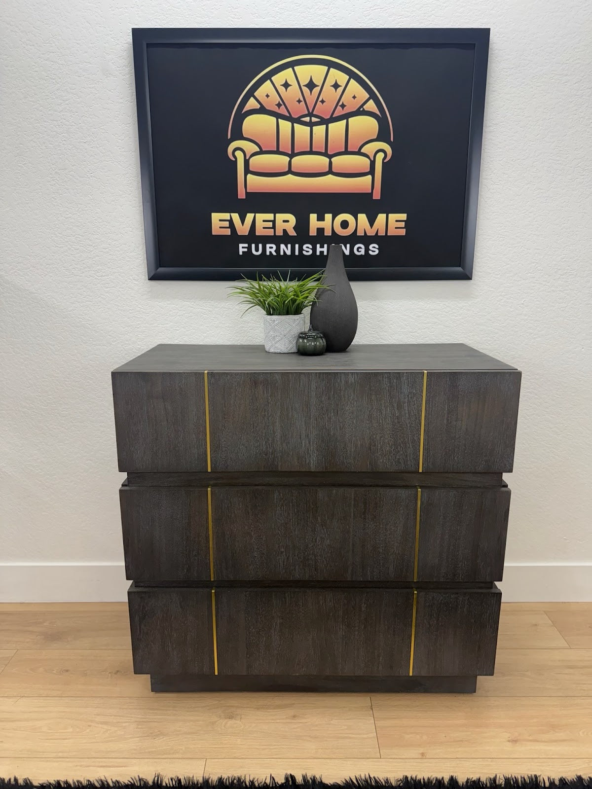 Nickalus Accent Chest