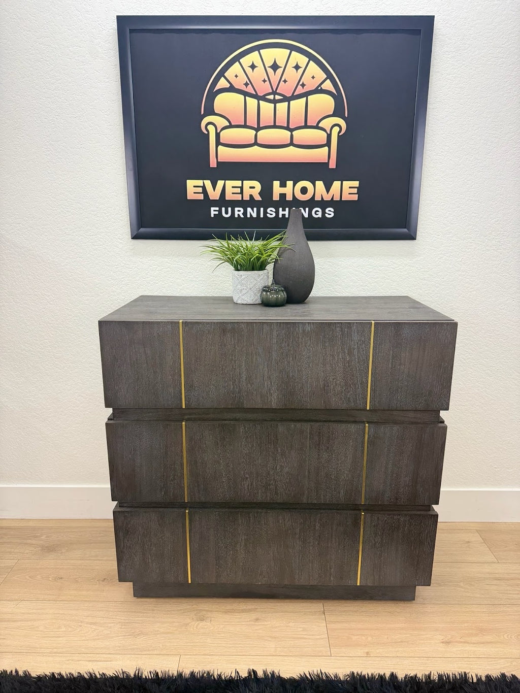 Nickalus Accent Chest
