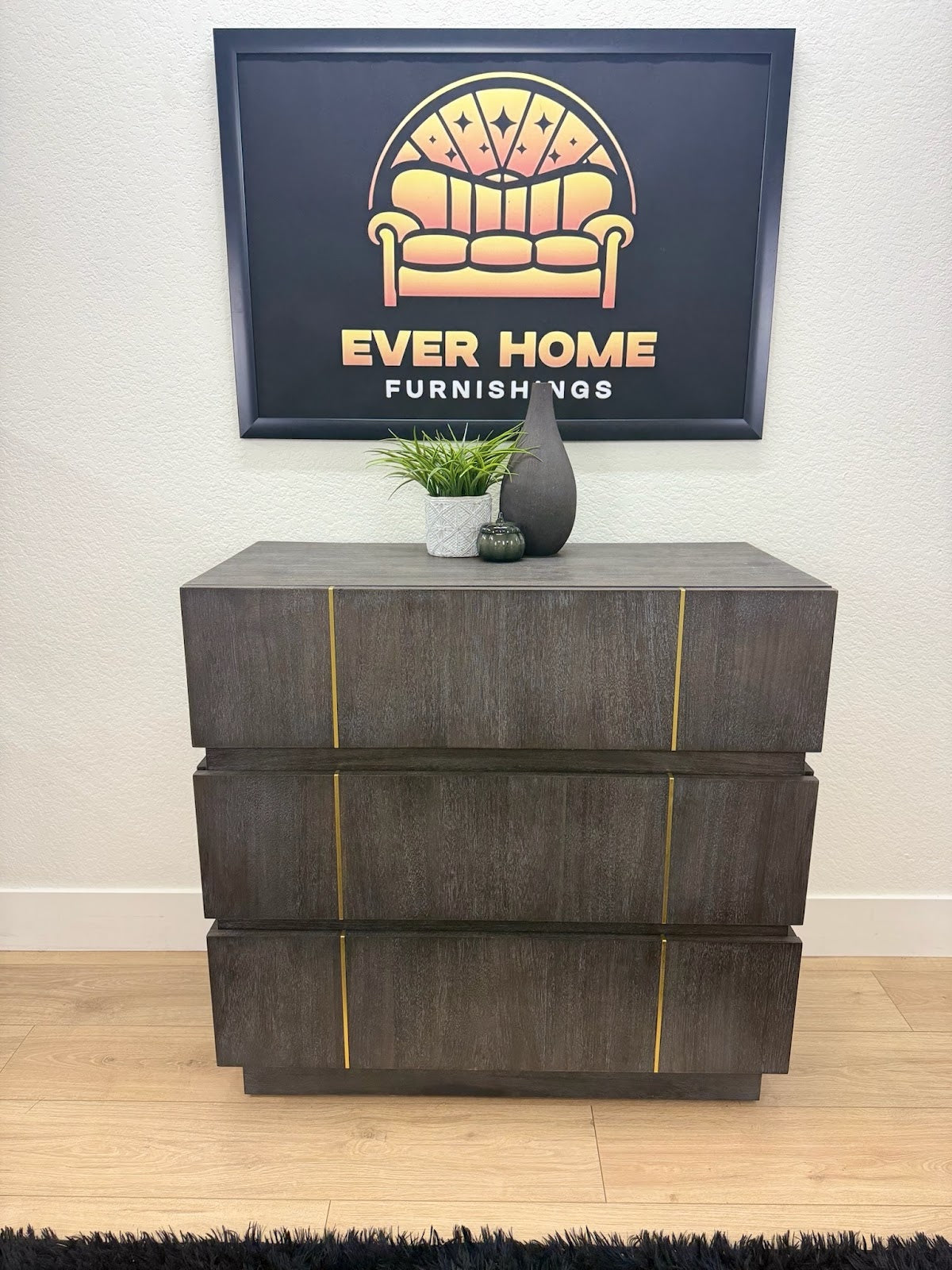 Nickalus Accent Chest
