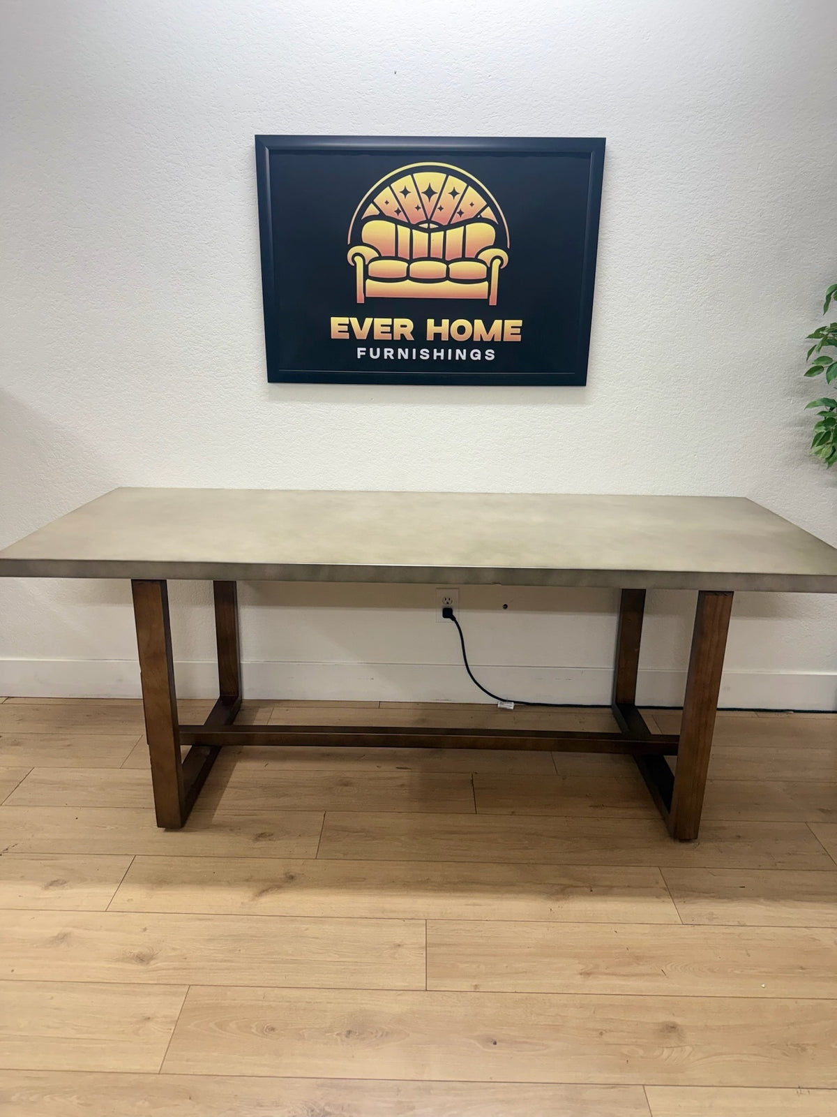 Round Sintered Stone Pedestal Dining Table