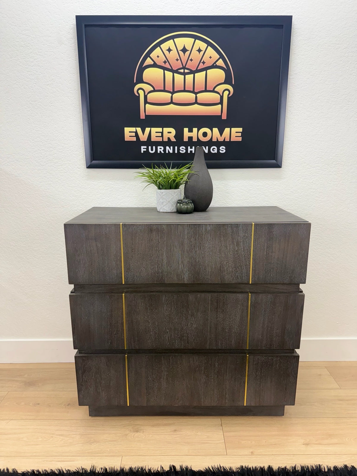 Nickalus Accent Chest
